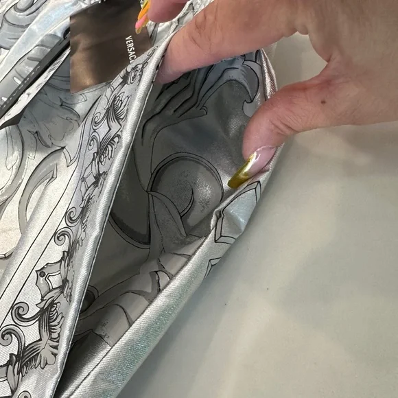 Versace Baroque Silver Silk Shorts - Picture 4 of 11